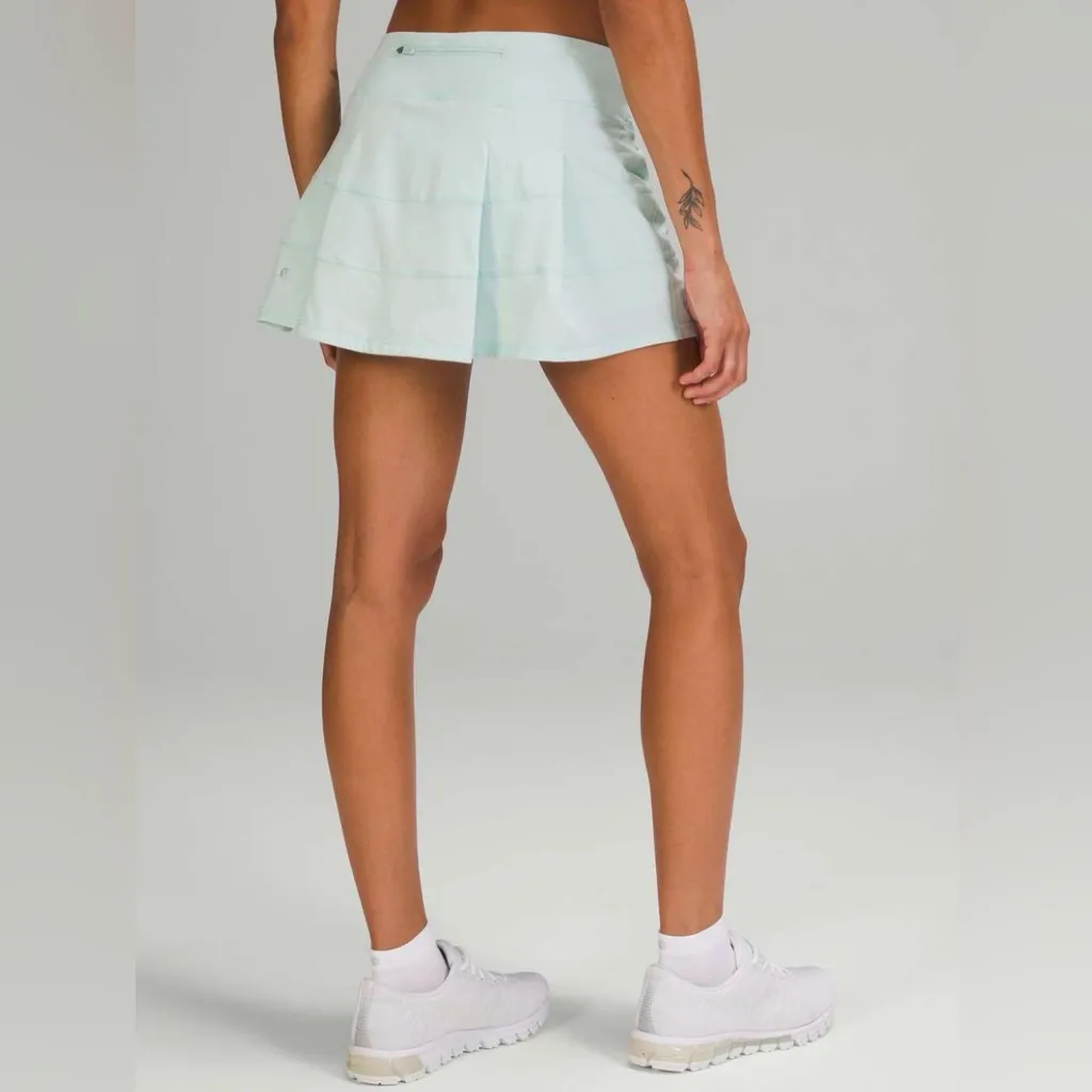 Lululemon pace rival mint green skirt size 8 - Image 2
