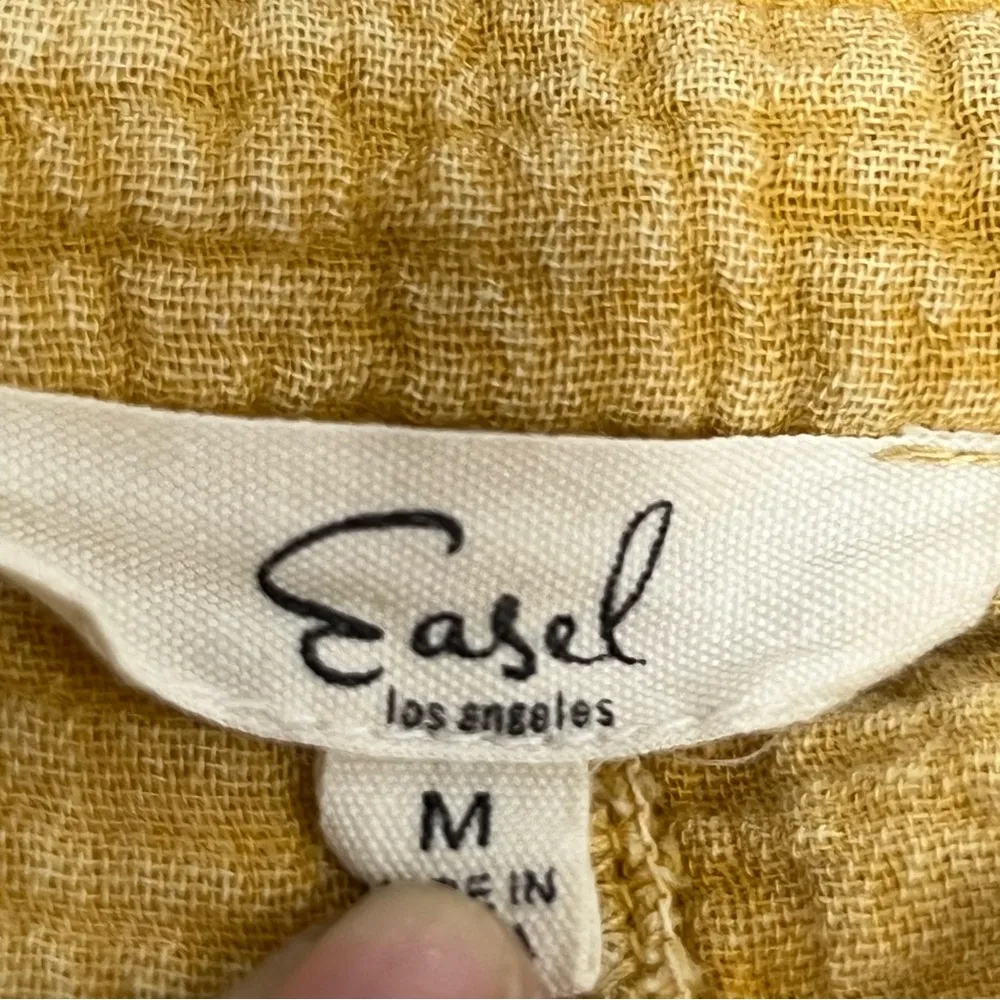 Easel medium gauze woven 100% cotton button up top - Image 5