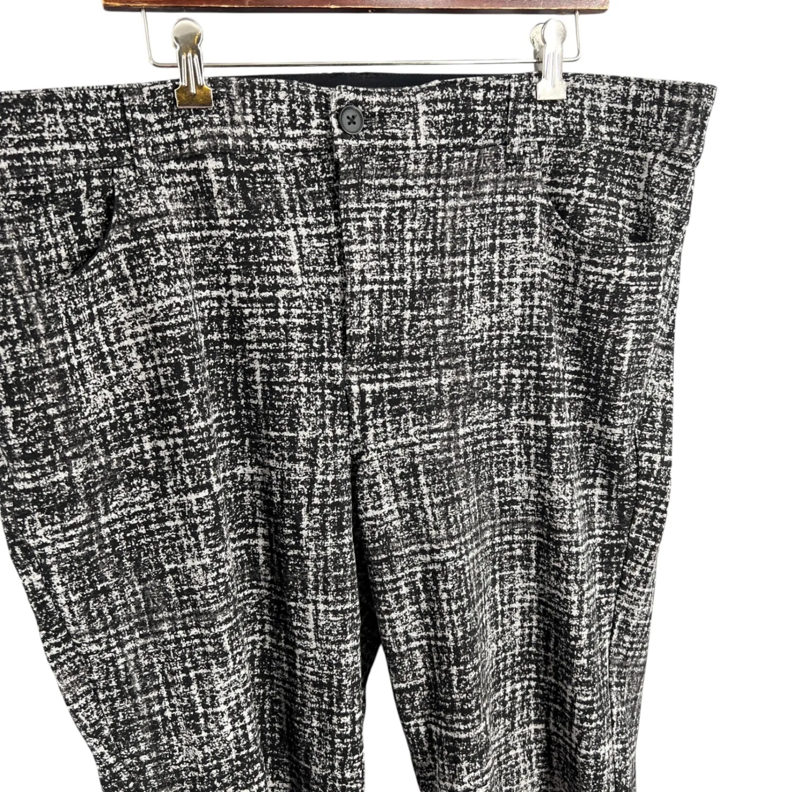 Torrid Black White Print Straight Leg Dress Pants Plus Size 24R Office Business - Image 2