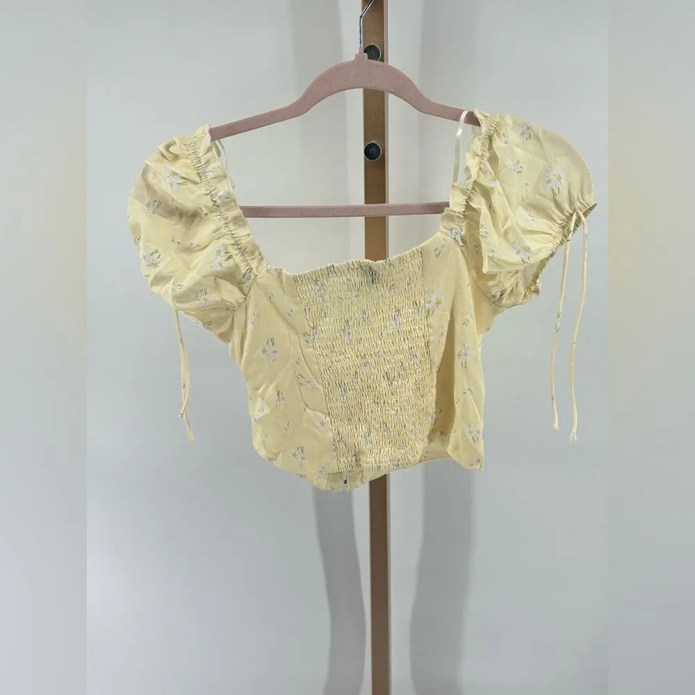 Princess Polly yellow floral short puff sleeve hook eye closure crop top size 6 - Image 6