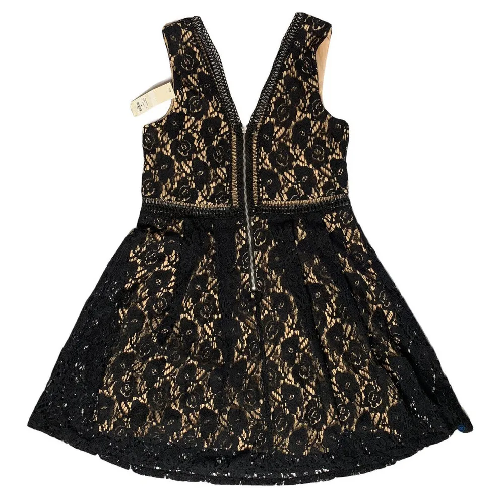 NEW Francescas Miami Xander Black Lace V Neck Fit & Flare Dress Exposed Zipper M - Image 6