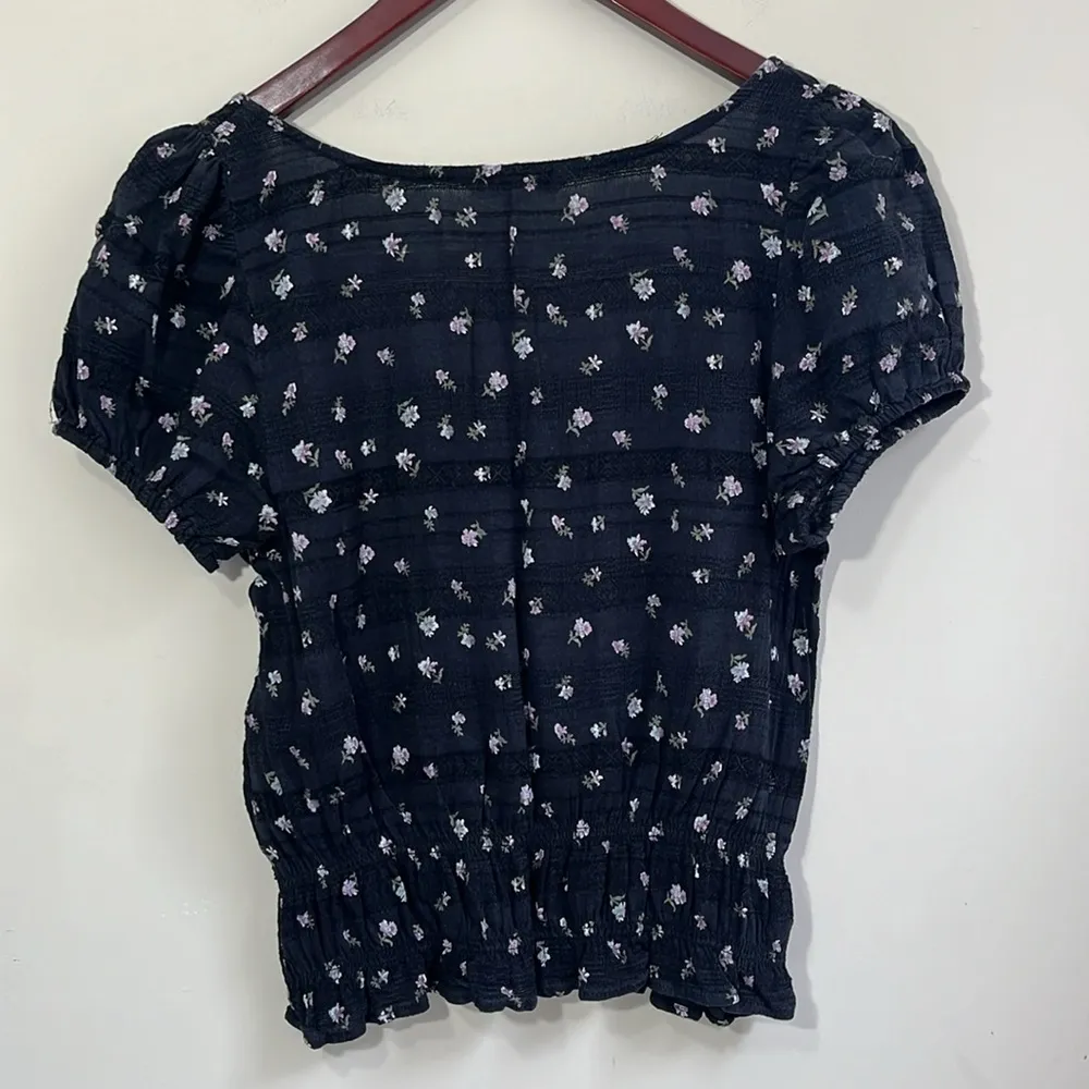 American Eagle Women’s Crop Top Blouse Size Small - Image 4
