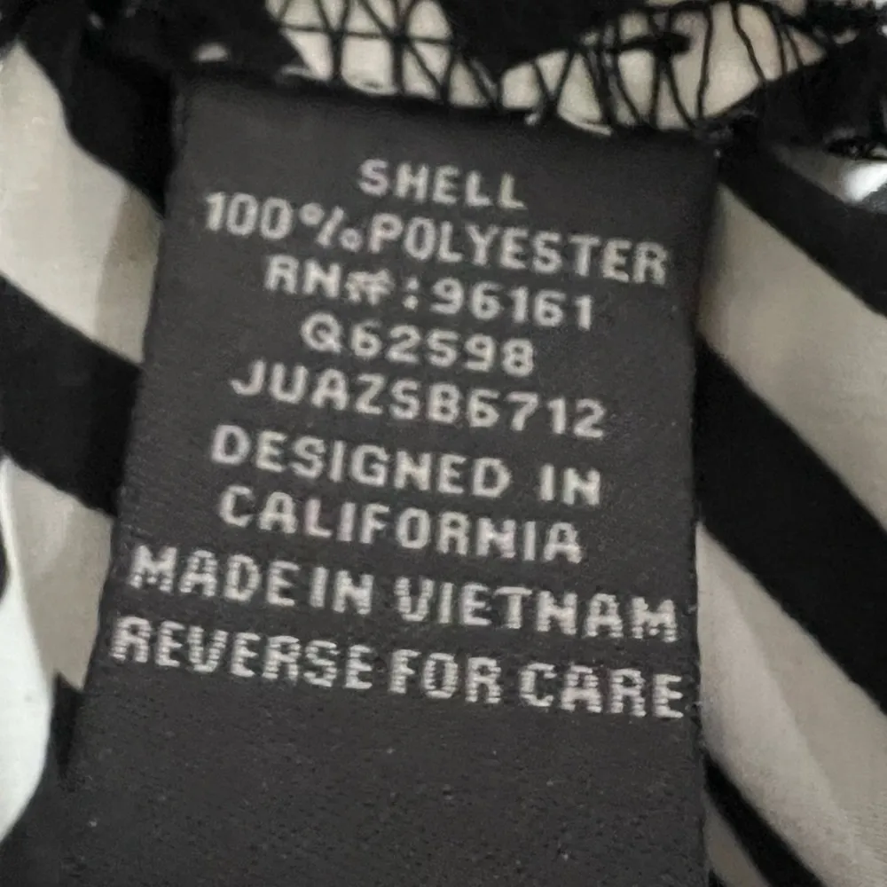 BeBop Women’s Chevron Black and White Shorts - Image 4