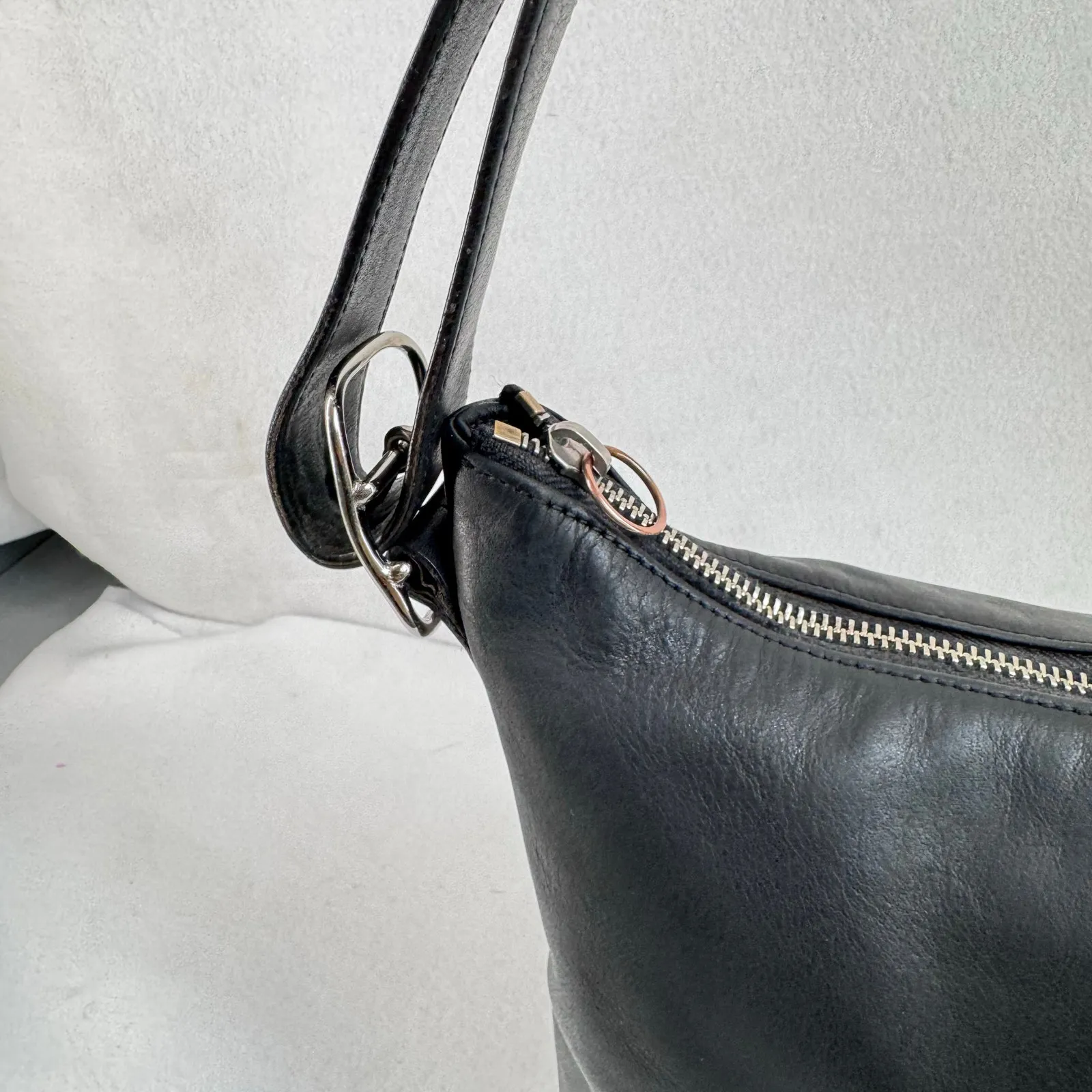 Coach Legacy Slim Duffle 9326 Black Leather Crossbody Shoulder Bag Vintage Y2K - Image 16