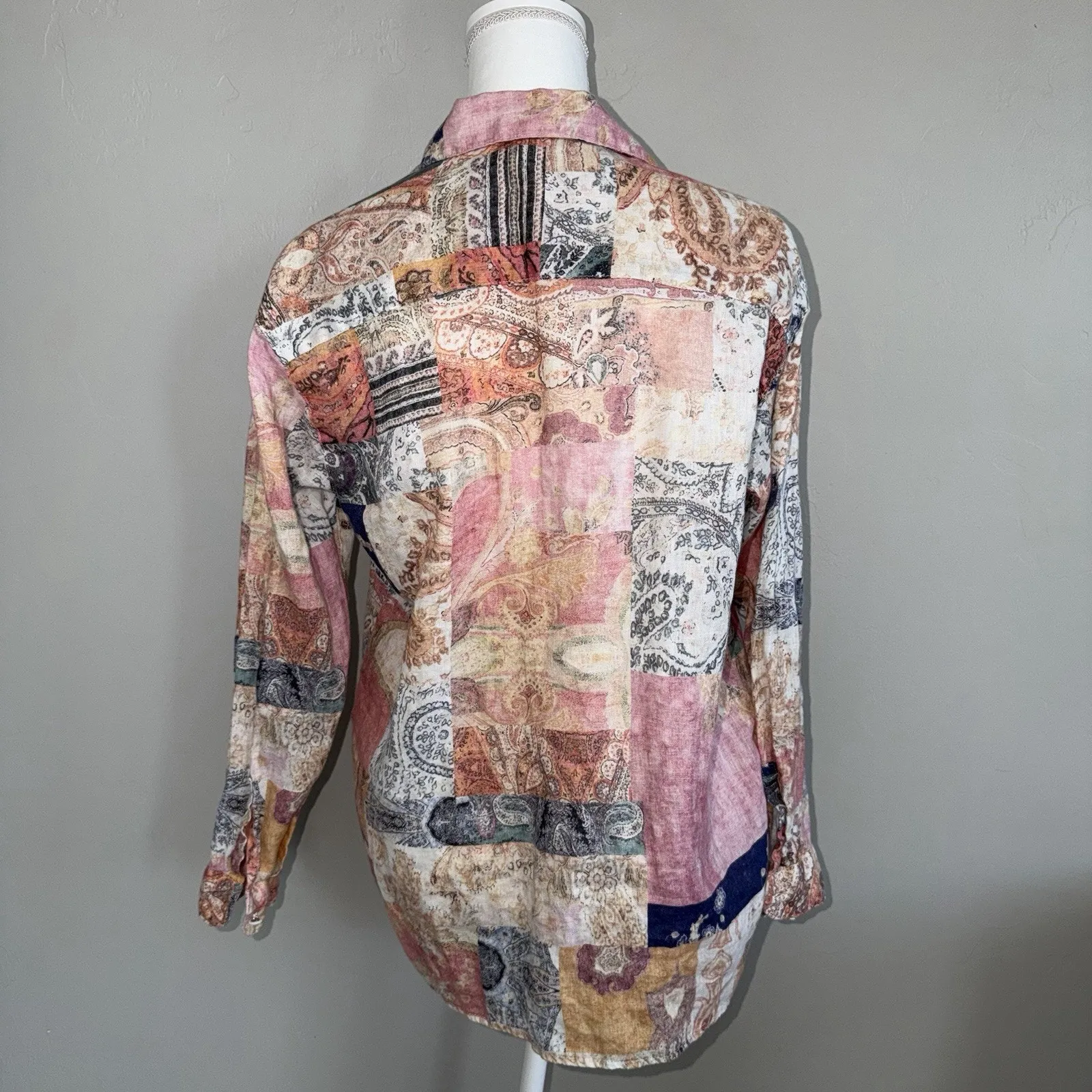 Magaschoni 100% Linen Patchwork Paisley Button Down Blouse Womens XS Long Sleeve - Image 3
