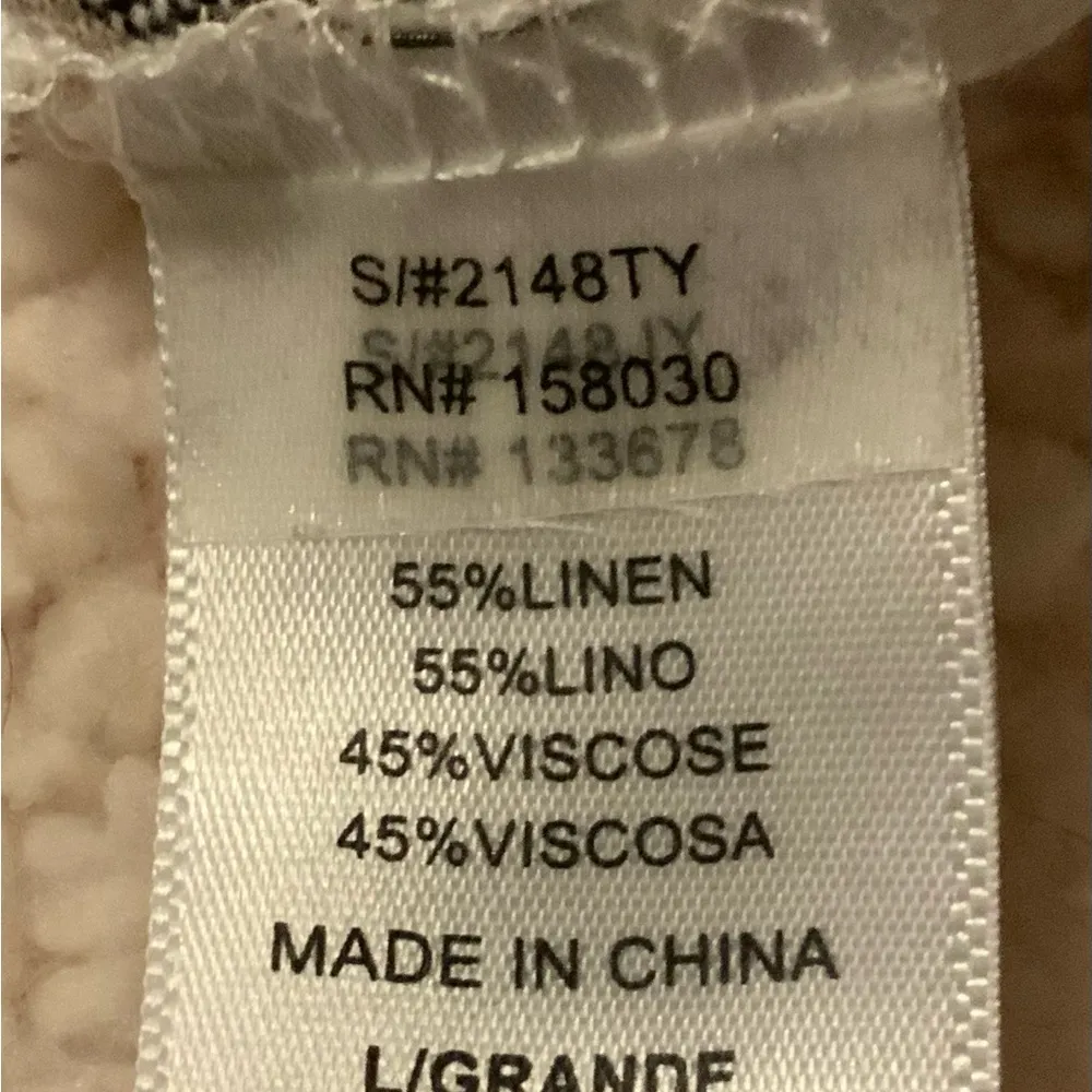 Love tree cropped top size L NWT - Image 5