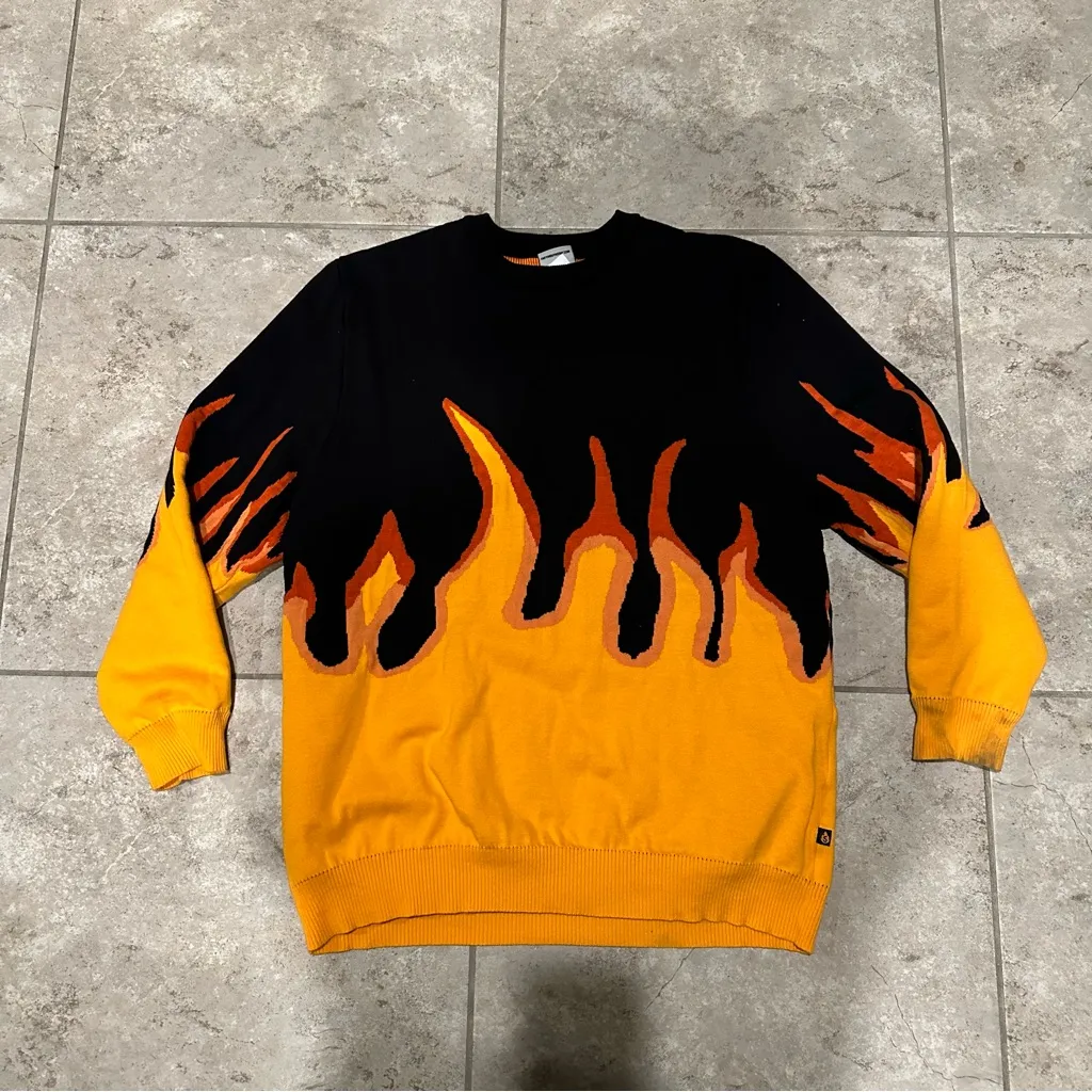 Dream flame sweater Black Size L - Image 5