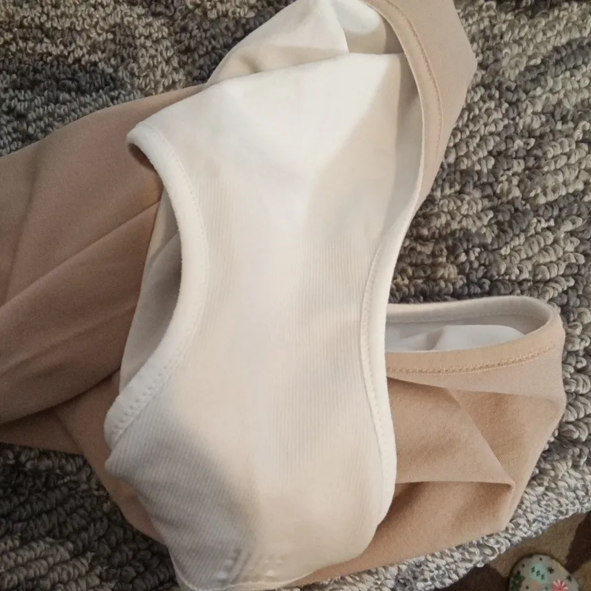 Assets By Spanx Bodysuit Shapewear Tan Womens Xl - Image 4