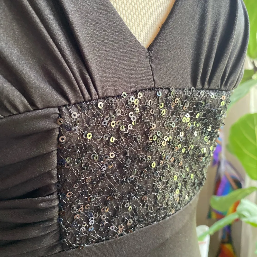 Jessica McClintock for Gunne Sax - Black Formal Sleeveless Prom Gown Juniors - Image 3