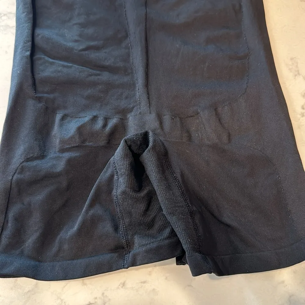 Victoria’s Secret black light tummy control butt lifting girdle short long brief - Image 6