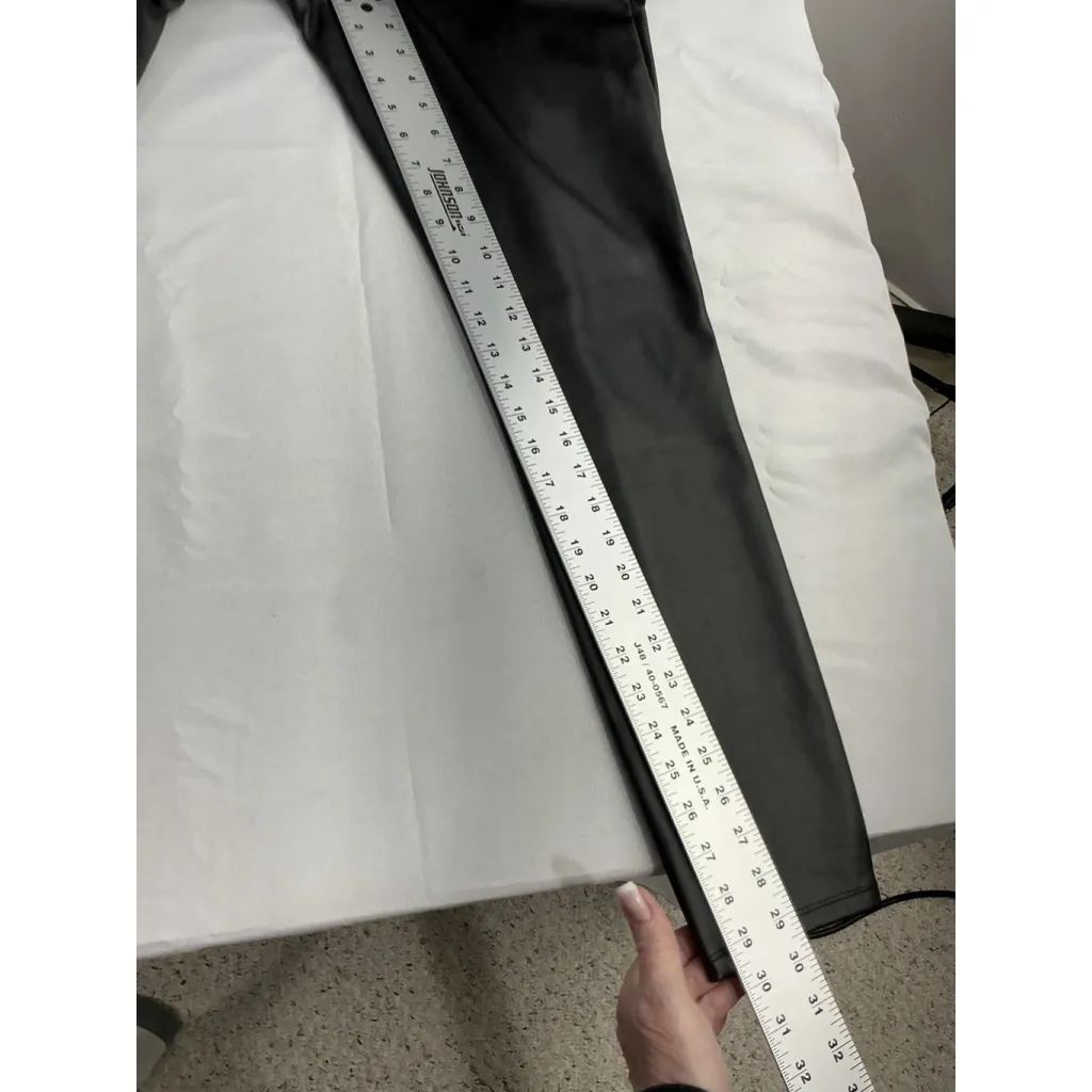 Womans Loft Pullon Leggings Large Tall Black Faux Leather - Image 8