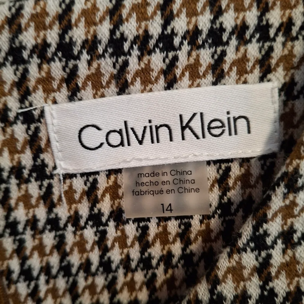 Calvin Klein Size 14 Black and White Houndstooth Dress - Image 11