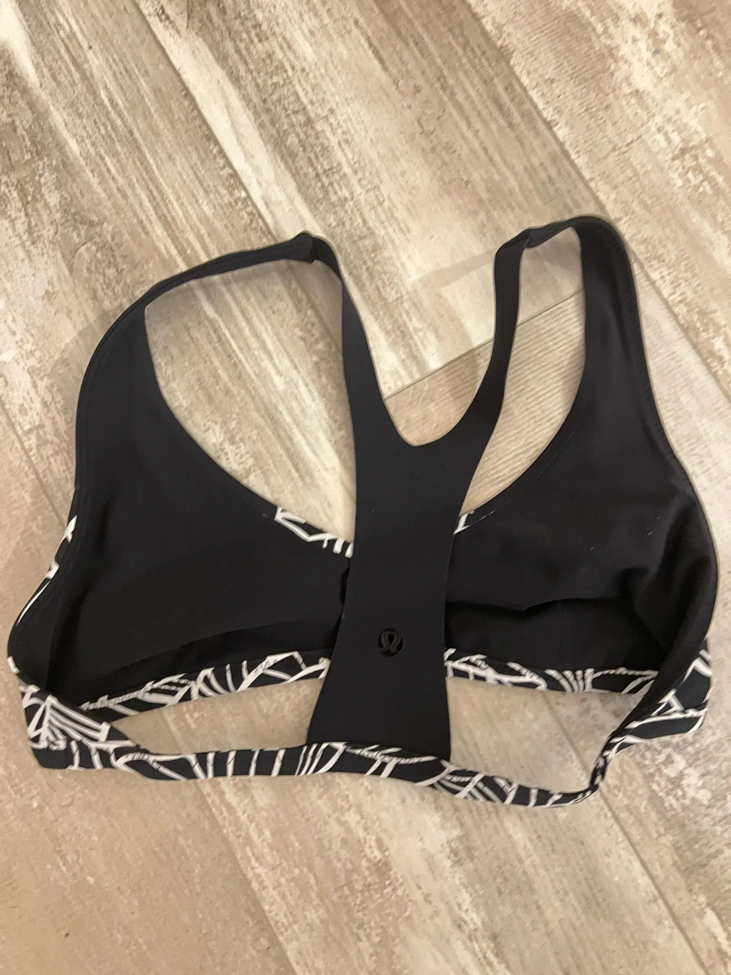 Lululemon Sportbra - Image 2