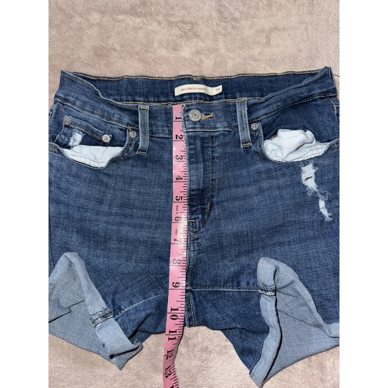 Levi's Women's Distressed Denim Mid-Length‎ Shorts Blue Casual Summer Size 29 - Image 8