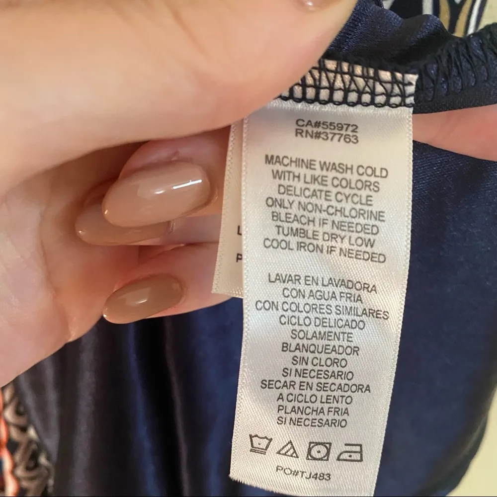 Laundry By Shelli Segal Graphic Print Shift Dress - Image 7