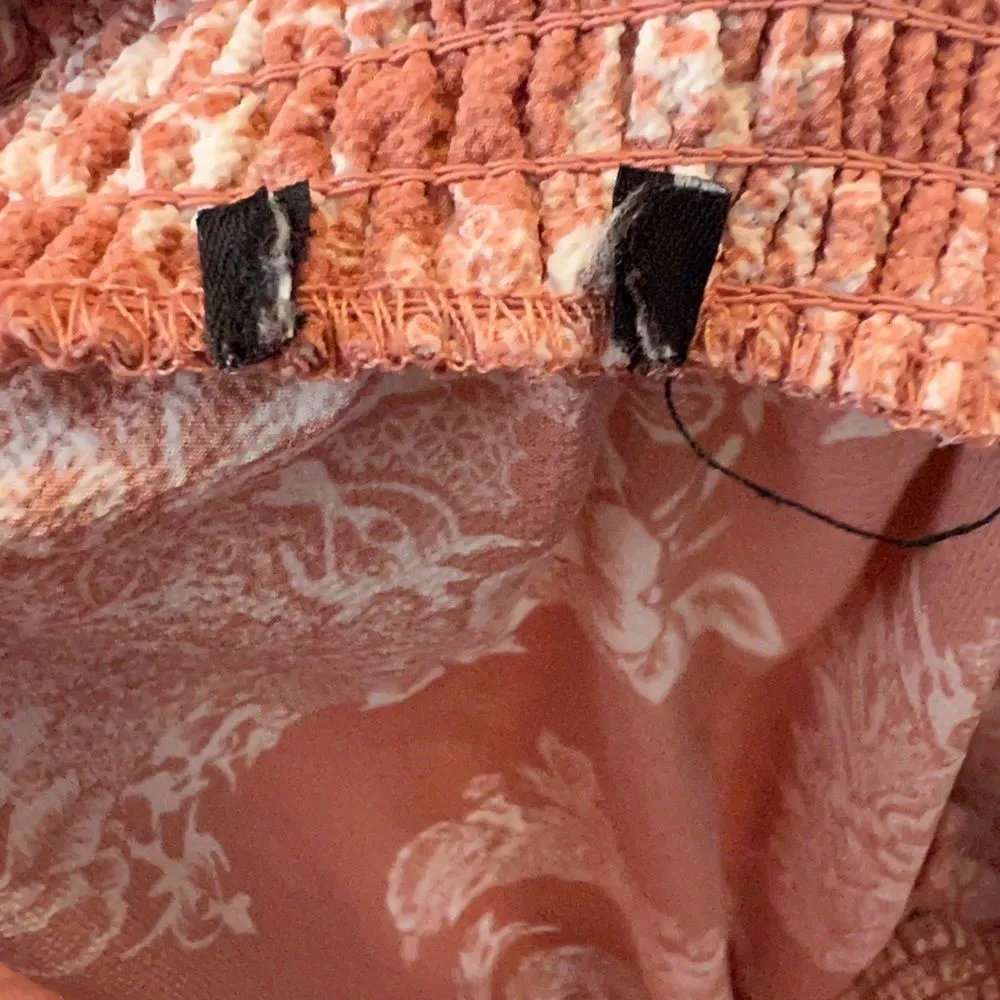 Off Shoulder Floral Top - Image 5