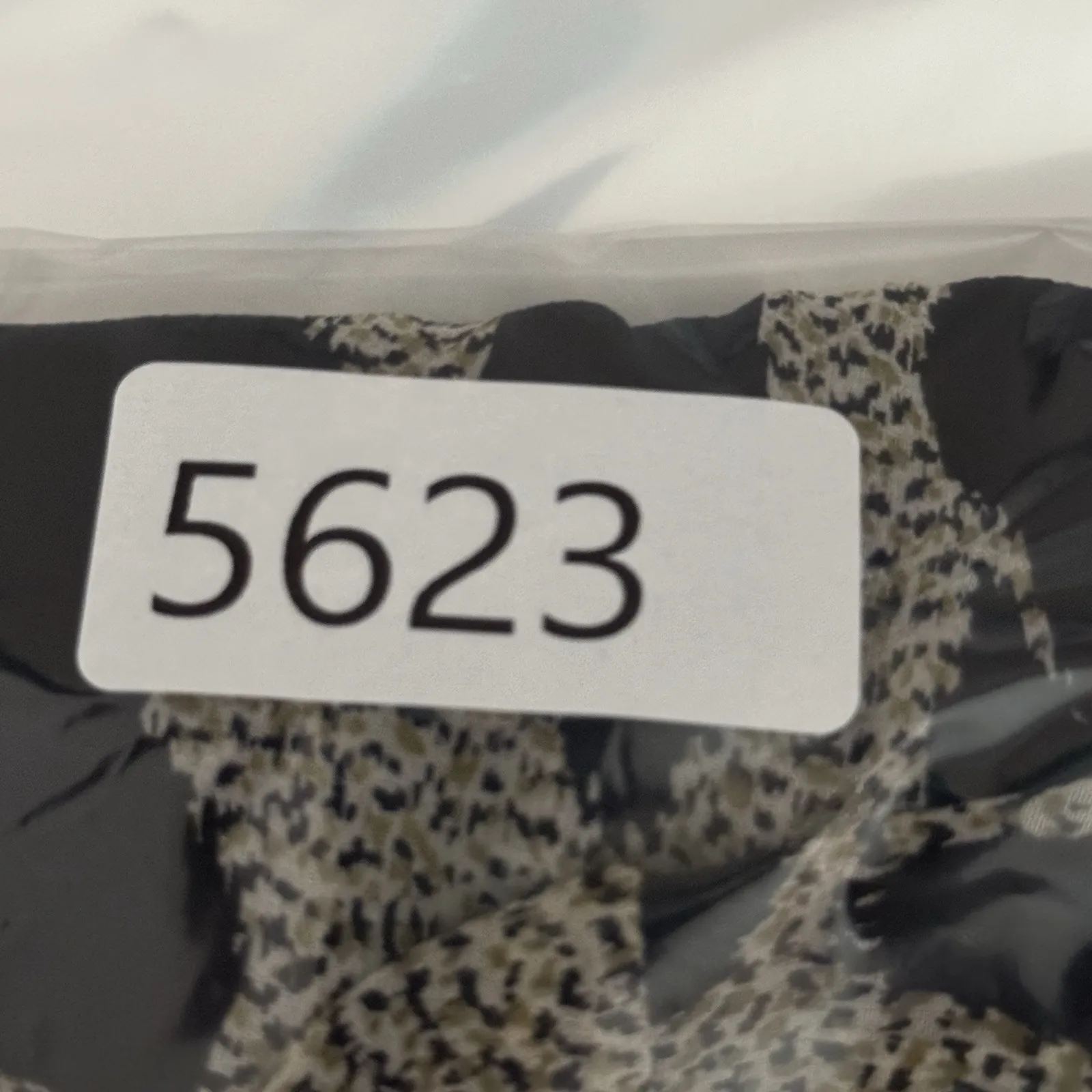 Alice & Trixie Dress Womens Medium Black Cream Cheetah Leopard Mini Exotic Edgy - Image 8