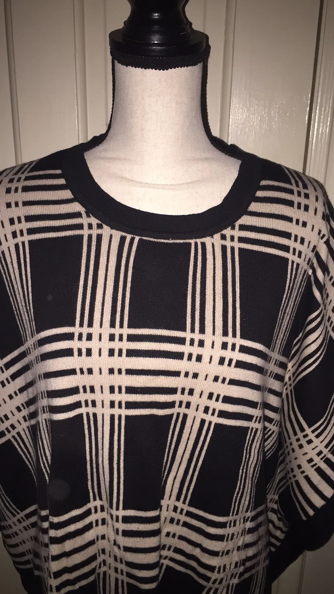 DressBarn Pullover Poncho - Image 4