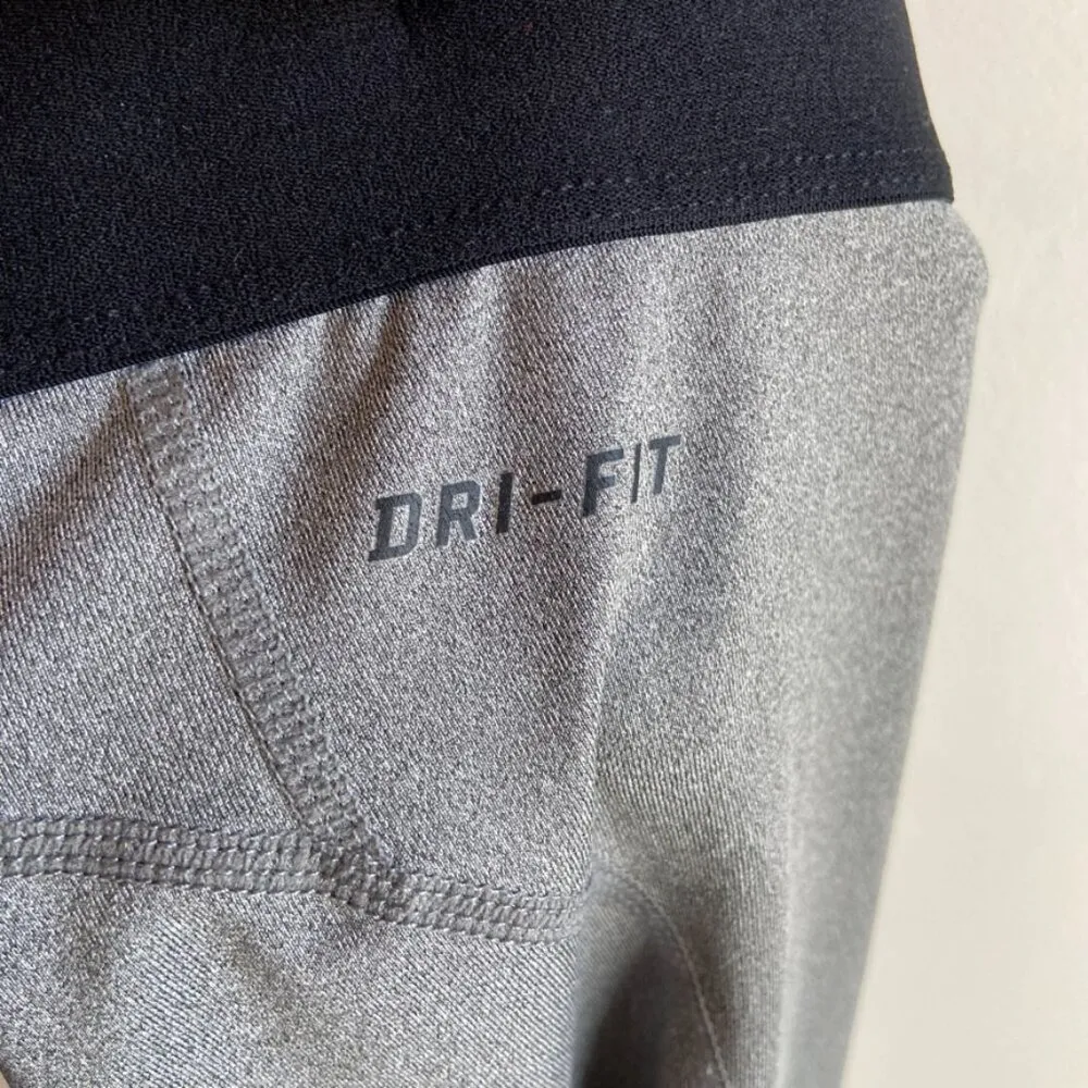 Nike Pro Dri-Fit Gray Cropped Leggings - Image 7