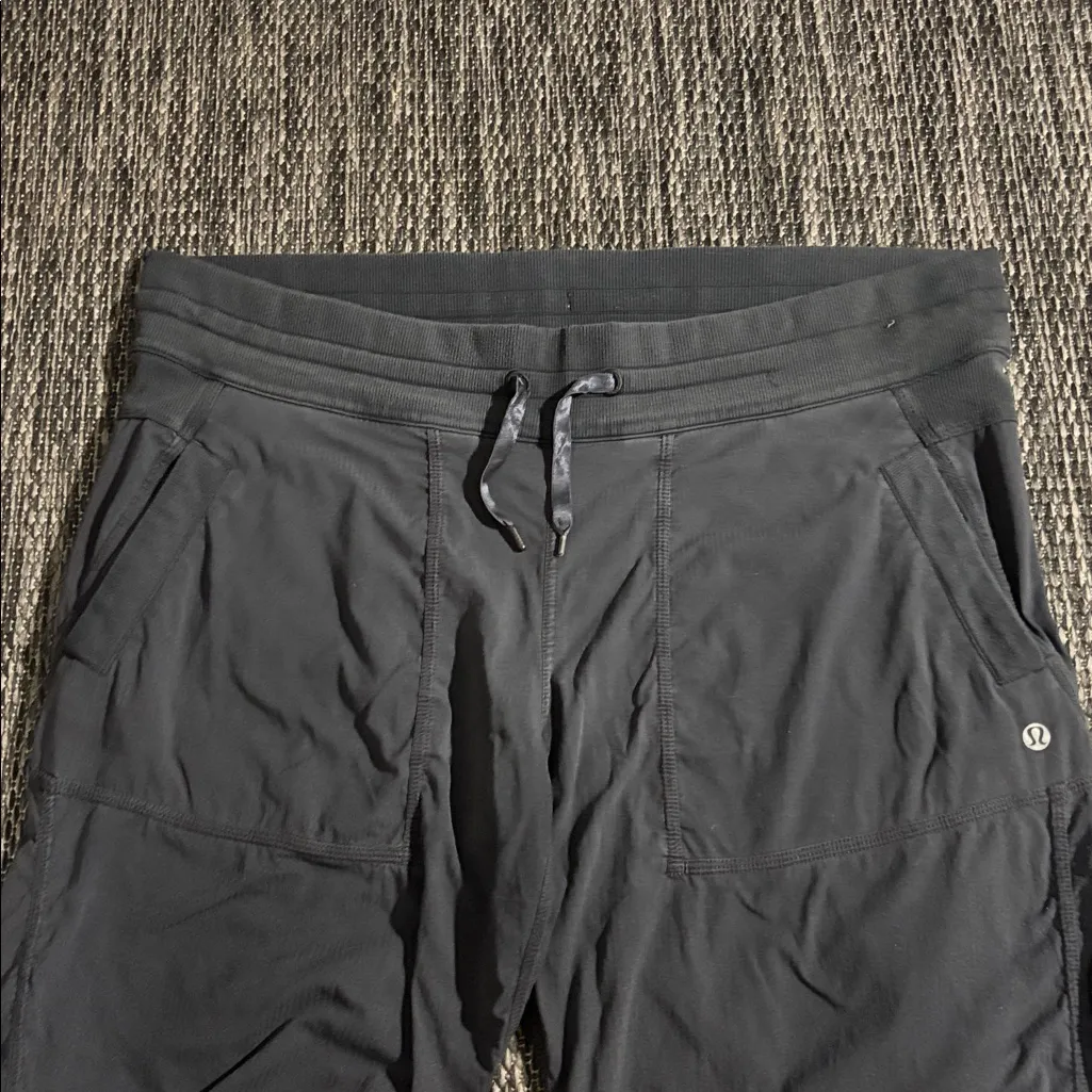 Lululemon dance studio pants *unlined - Image 3