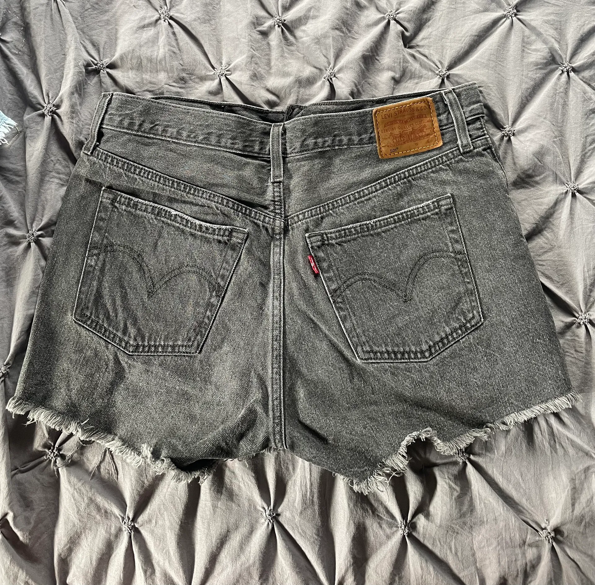 Levi’s 501 Shorts - Image 2