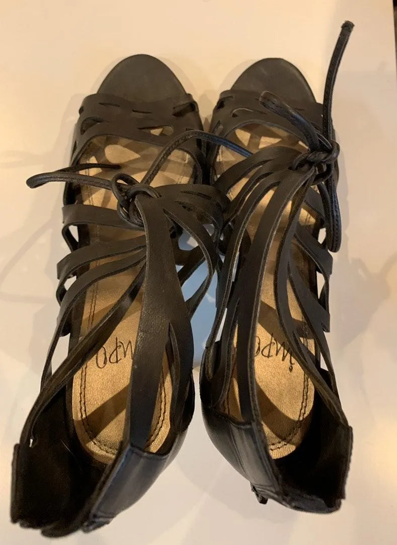 Black Heels - Image 3