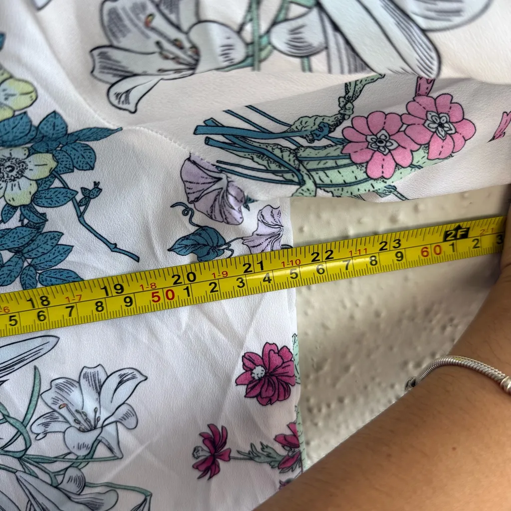 Nine West Floral Print Blouse Size L – 3/4 Sleeve Tie Cuffs - Image 10