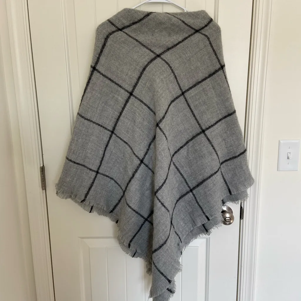 EUC | Max Studio women’s acrylic‎ gray striped double layer poncho sweater - Image 7