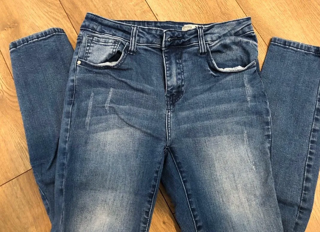 Ripped Jeans  - Image 5