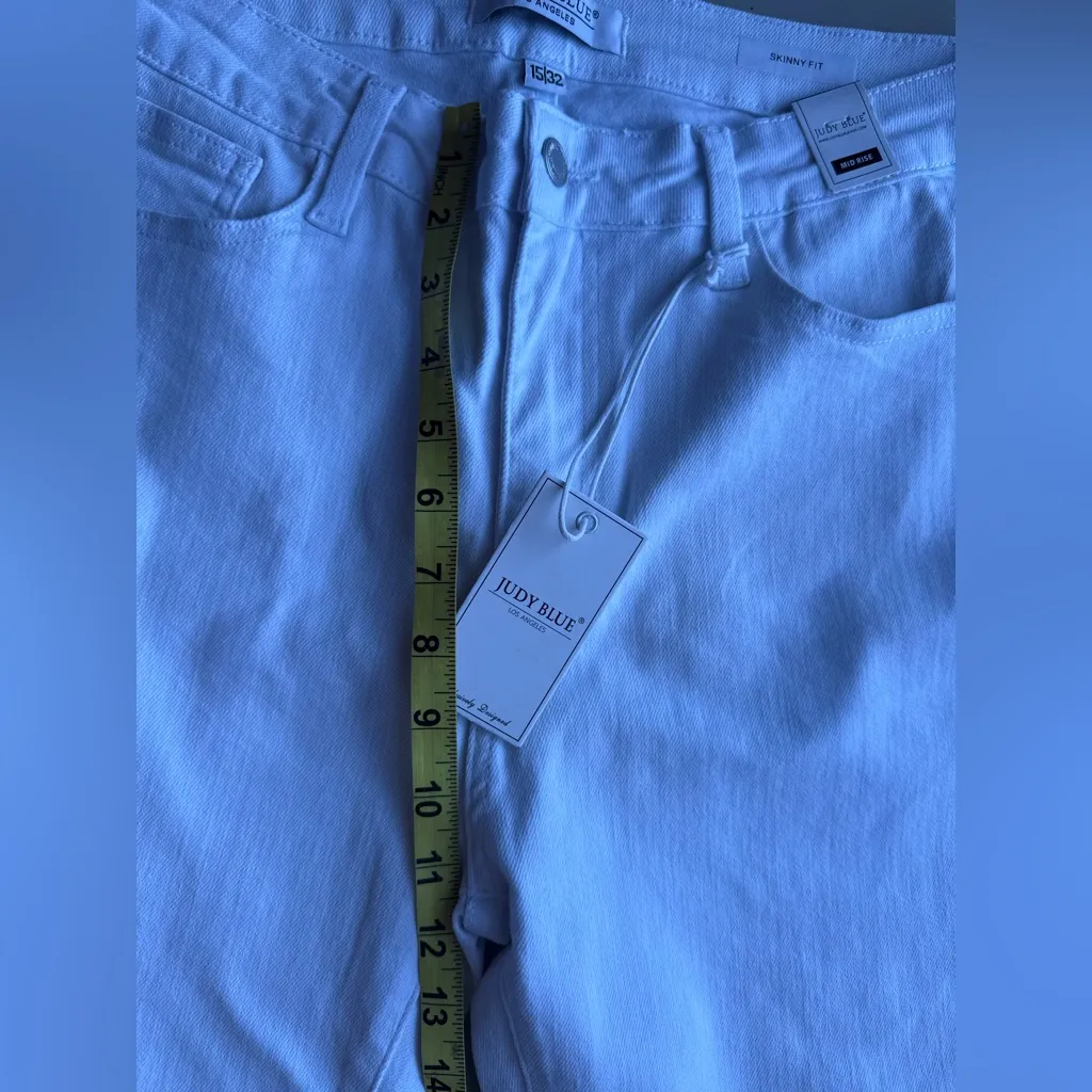 Judy Blue White Mid Rise Skinny Fit Jean Size 15/32 petite new with tag - Image 7