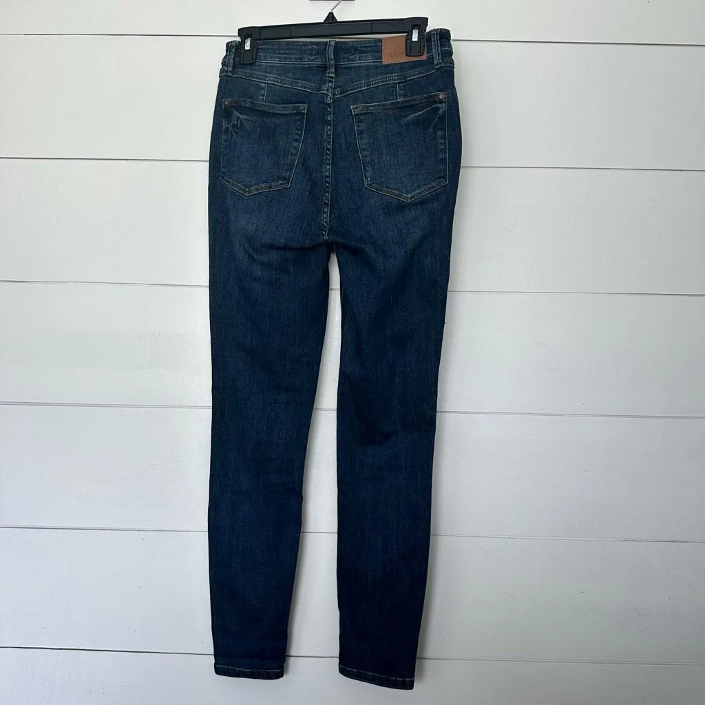 Judy Blue Women’s 7/28 Blue Denim Skinny Fit Jeans - Image 4