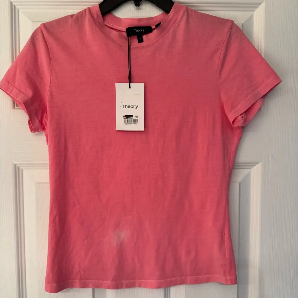 Theory Apex Tiny Tee Women’s Bright Pink Short Sleeve Size Small - Image 4