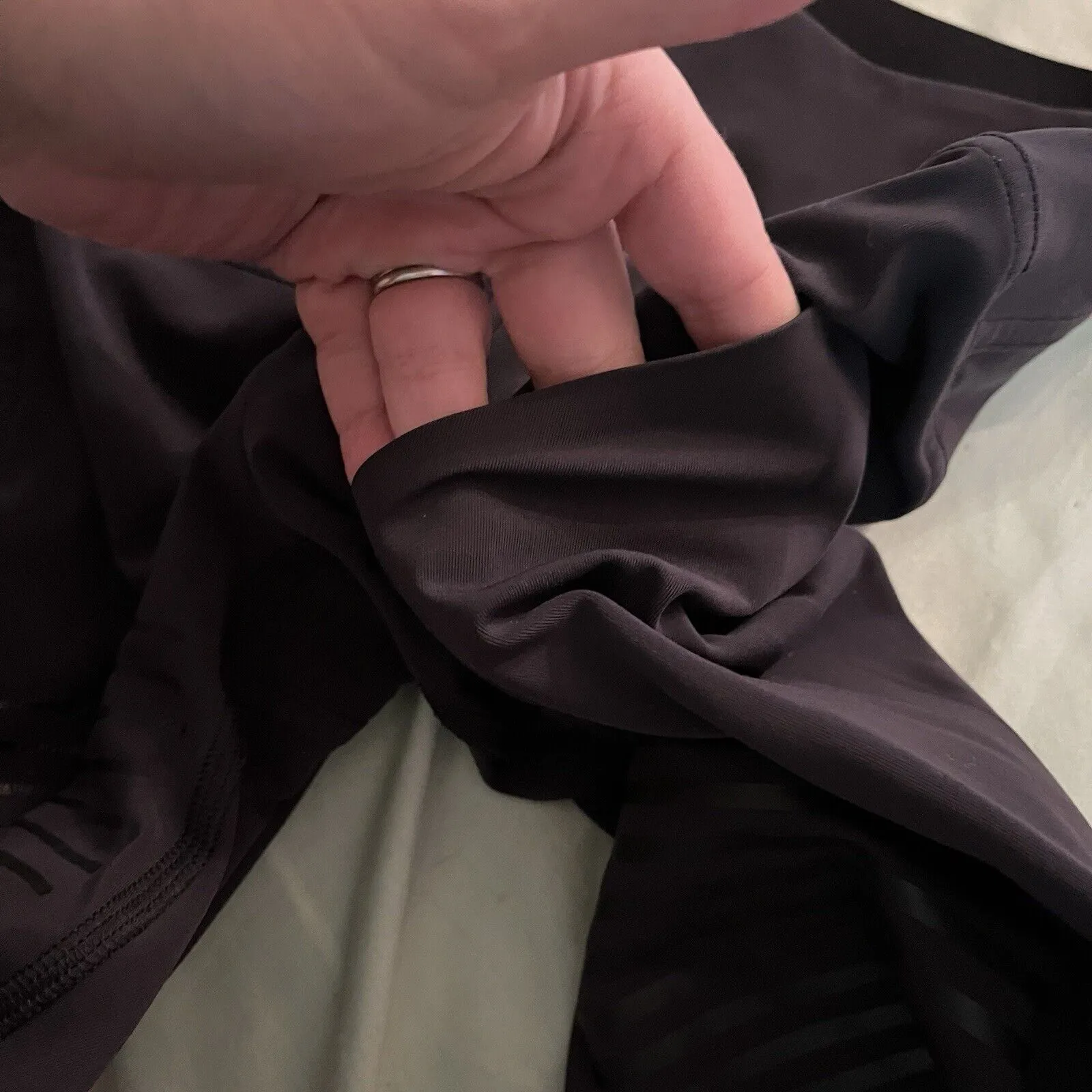 Lululemon Women's Rogue Renegade Super High Rise Tight 24" Inseam Solid Black 6 - Image 12