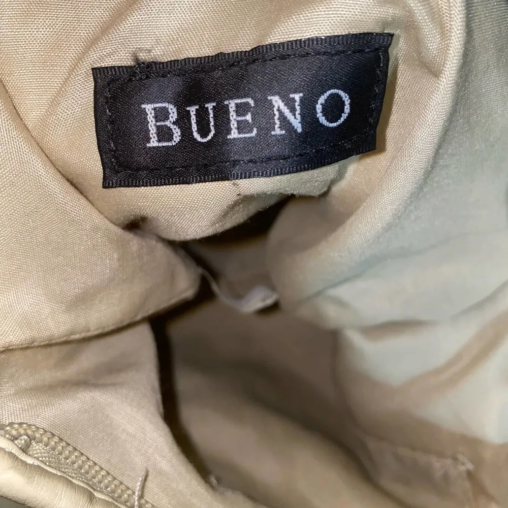 Bueno Crossbody Bag Purse with Adjustable Strap with double zipper cream y2k - Image 6