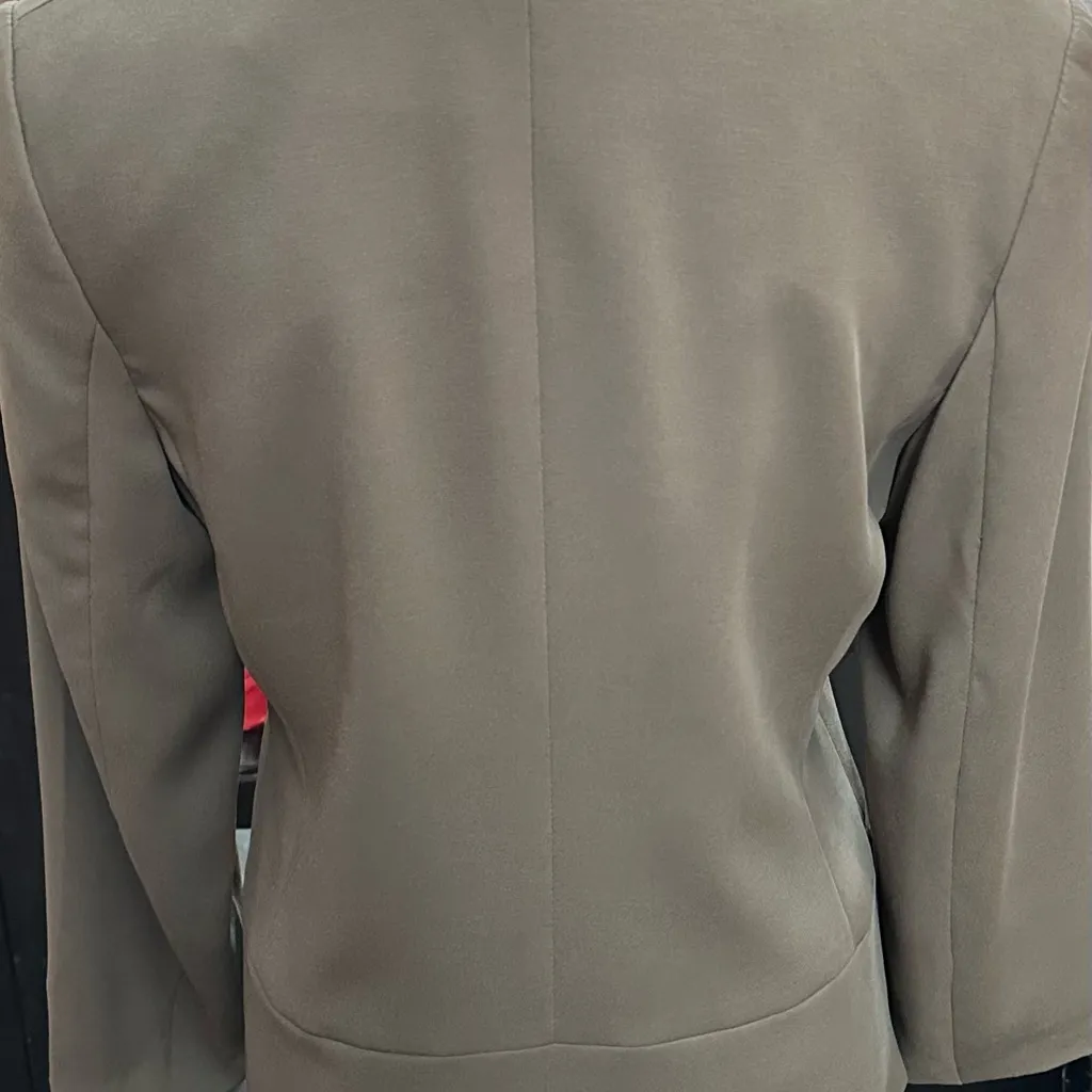 Valerie Stevens sz 4 blazer - Image 3