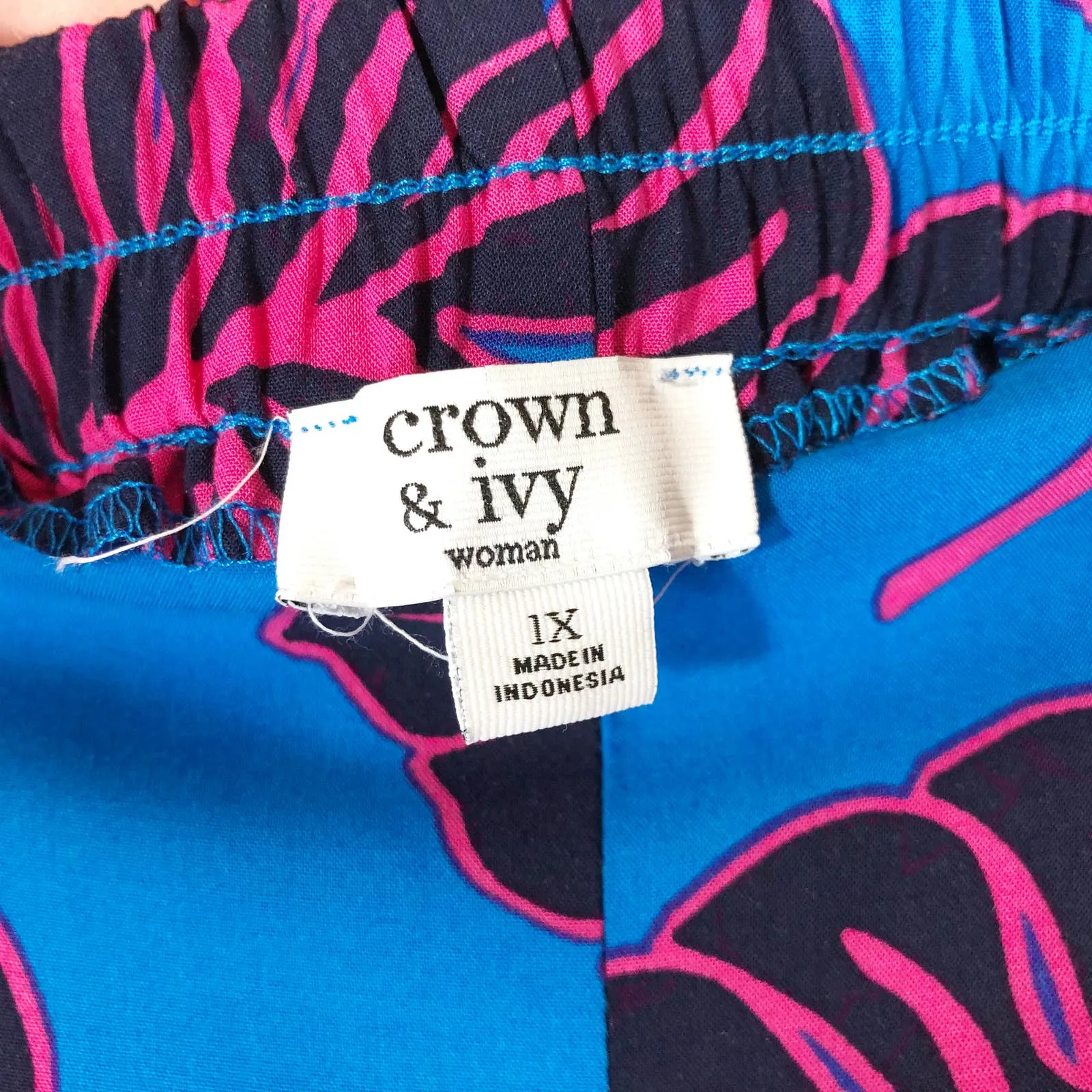 Crown Ivy Plus Size 1X Capri Pants Blue Pink Monstera‎ Leaves Floral Elastic 477 - Image 8