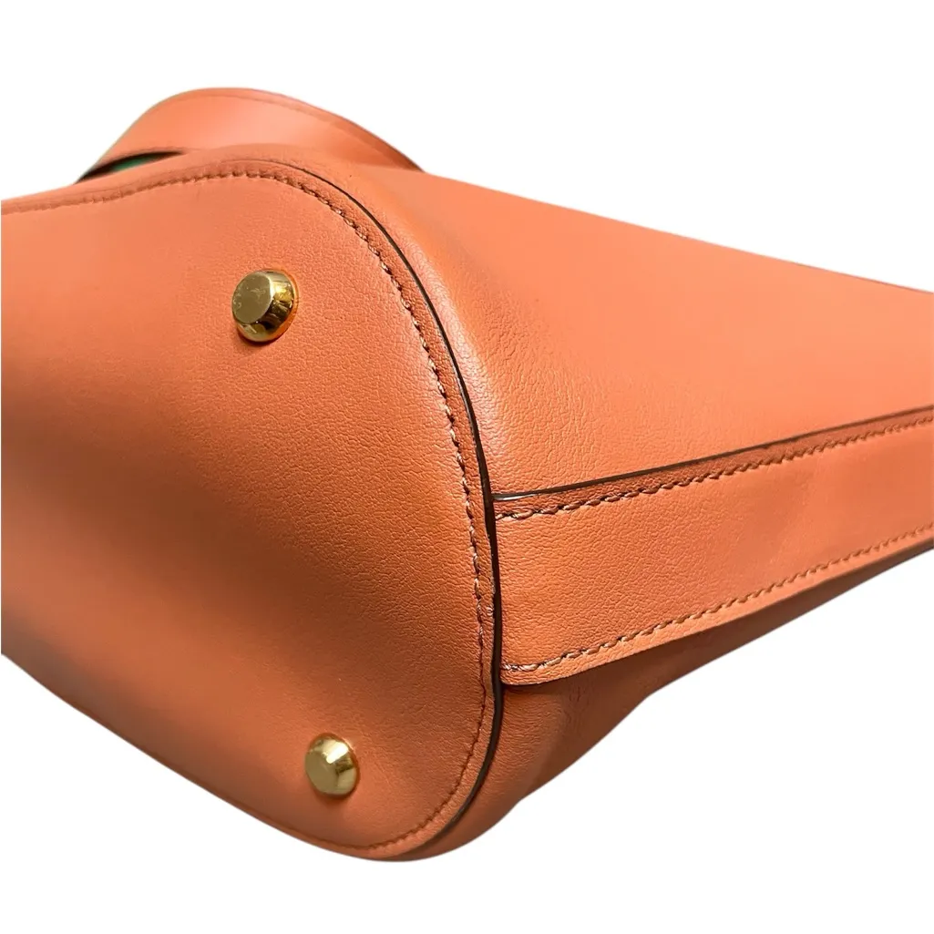 Donna Karan Adan Bucket Bag 100% Leather Pockets & Interior w/ Adjustable Strap - Image 6