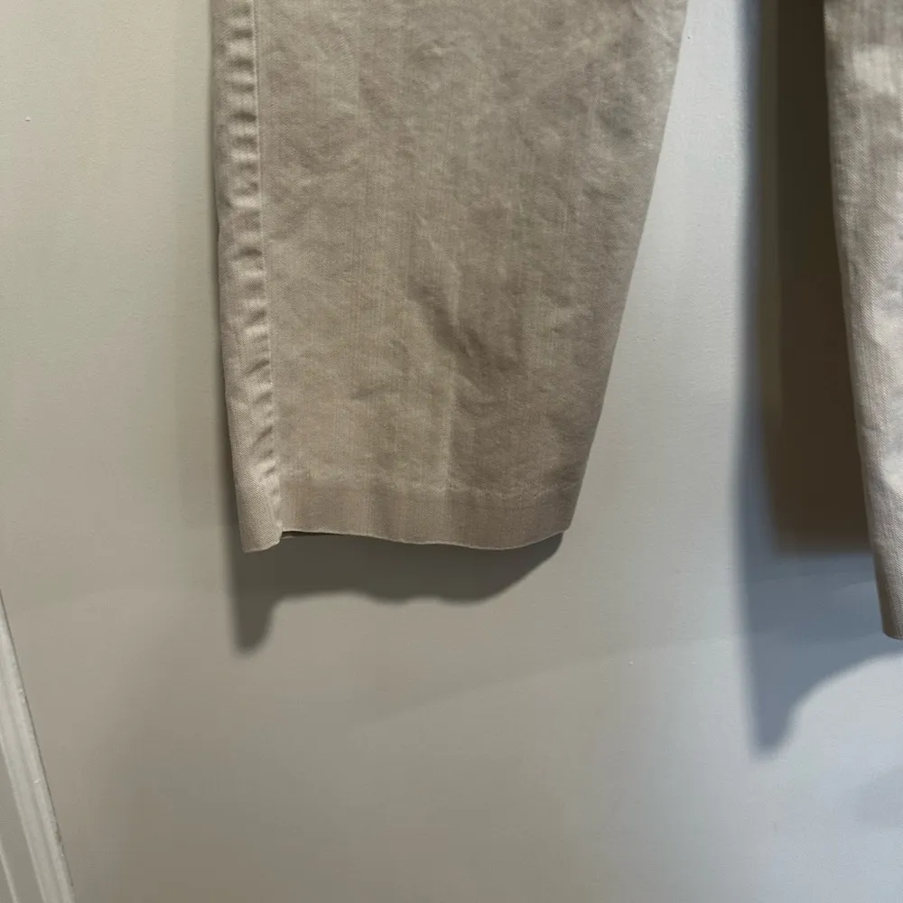 Talbots Women's Khaki Pants Size 4. Light Beige. Woven Fabric. Unique Waistband. - Image 11