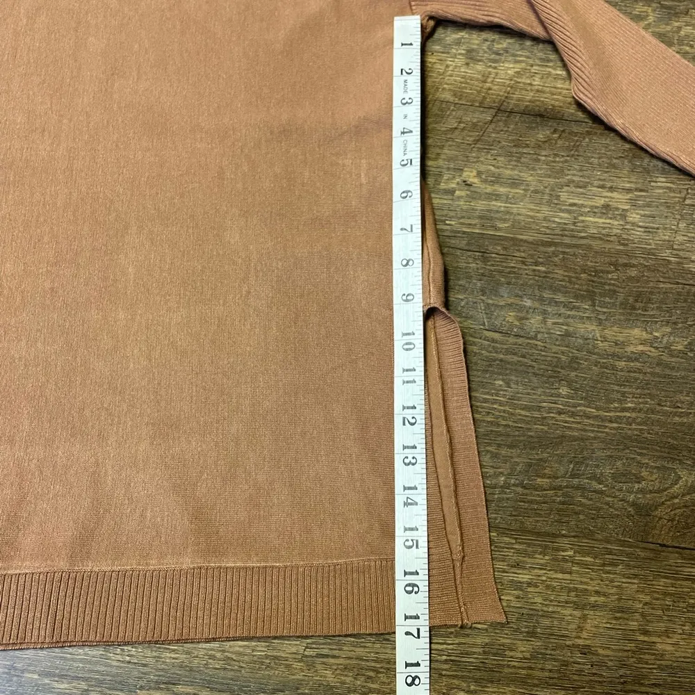 Turtleneck Tunic Sweater Lightweight Women’s Medium Tan Camel - Image 7