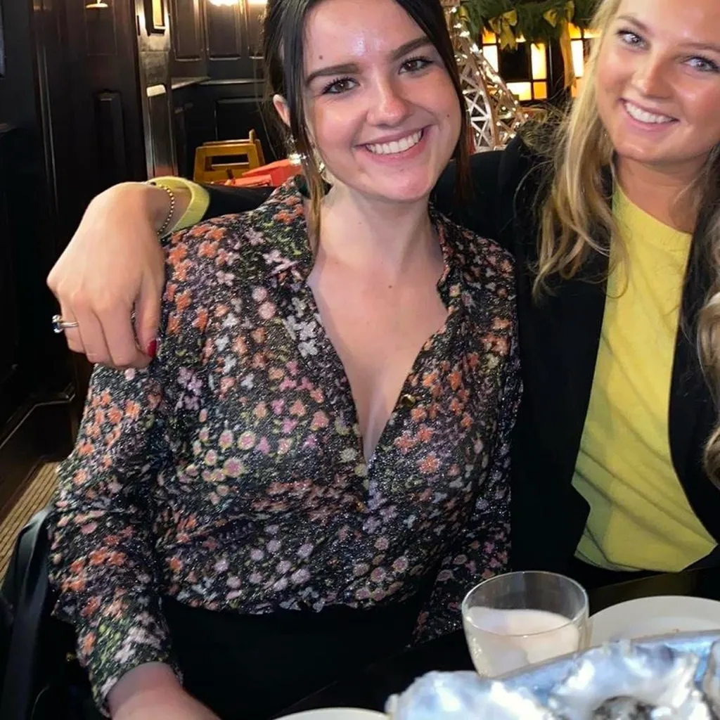 Floral and Sheer Euro Women's Button Down Black Size undefined - Image 8