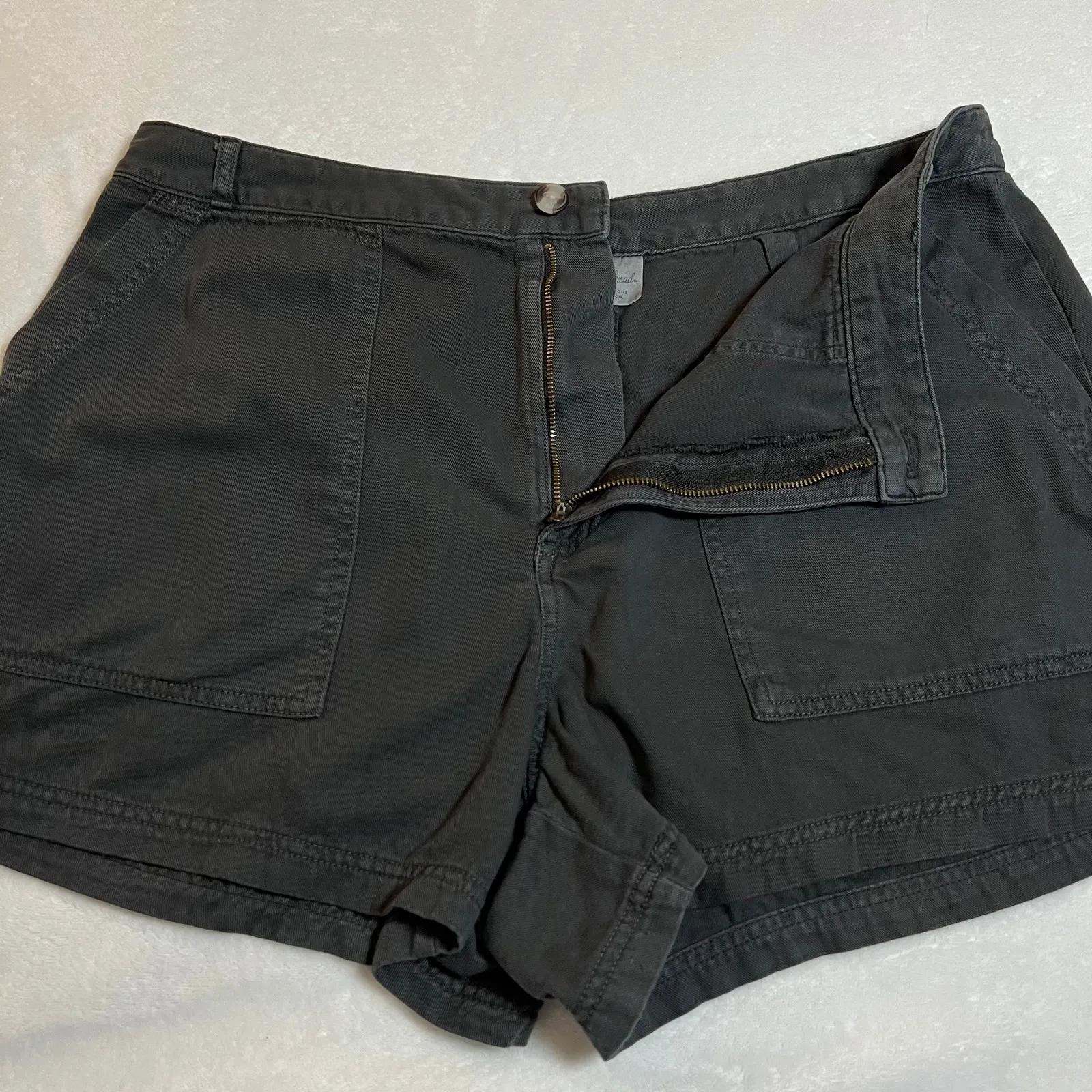 Universal Thread High Rise Utility Shorts Size 16 Casual Minimalist Hipster - Image 7