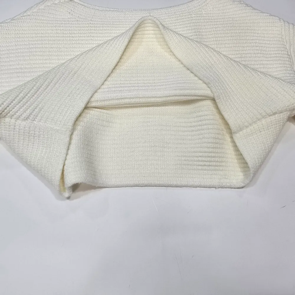 Lovers and Friends Camille Off Shoulder Sweater in White - Image 4