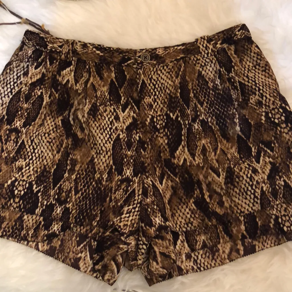Rachel Roy‎ snake skin print shorts Brown - Image 3