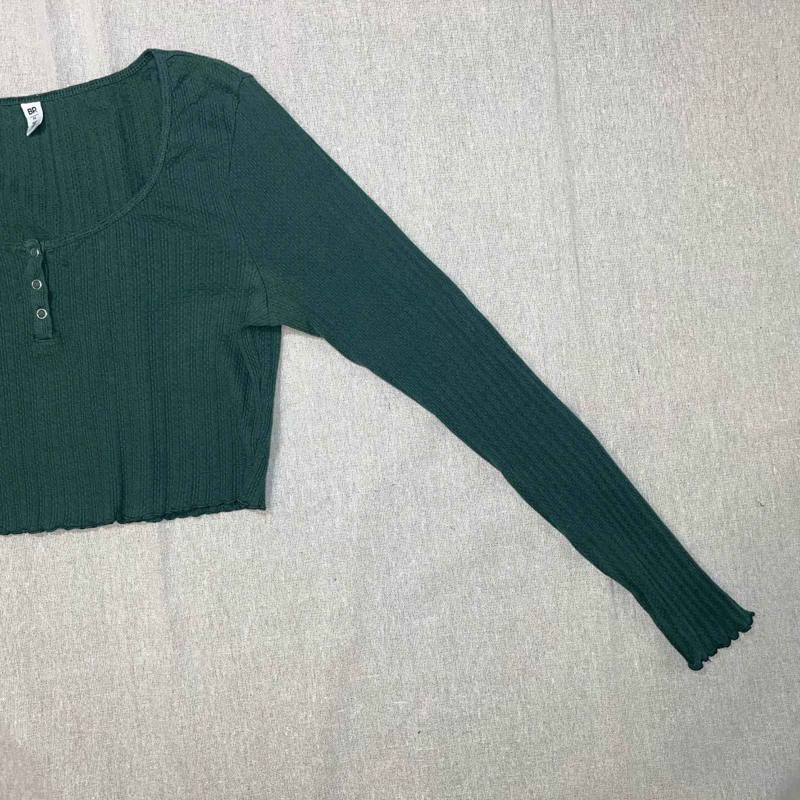 BP | Green Henley Crop Top | Small - Image 8