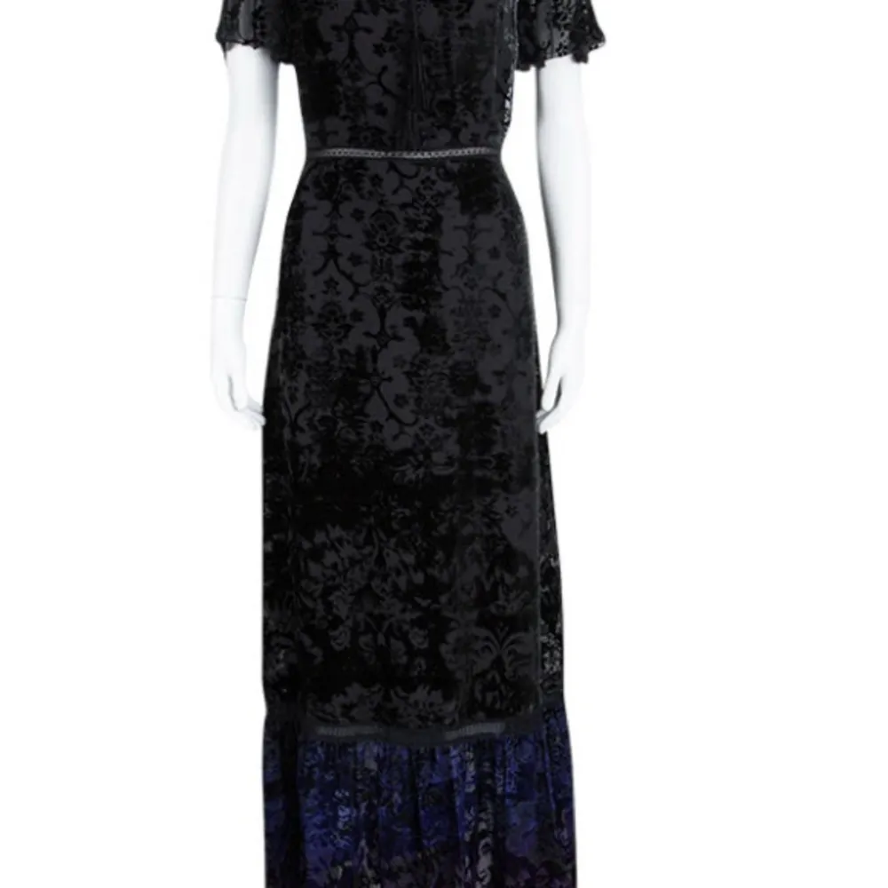 Elie Tahari Charlize Velvet Burnout Maxi Dress 6 - Image 4