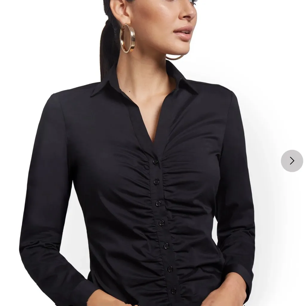 New York & Company Ruched Madison stretch shirt SZ:XL - Image 5