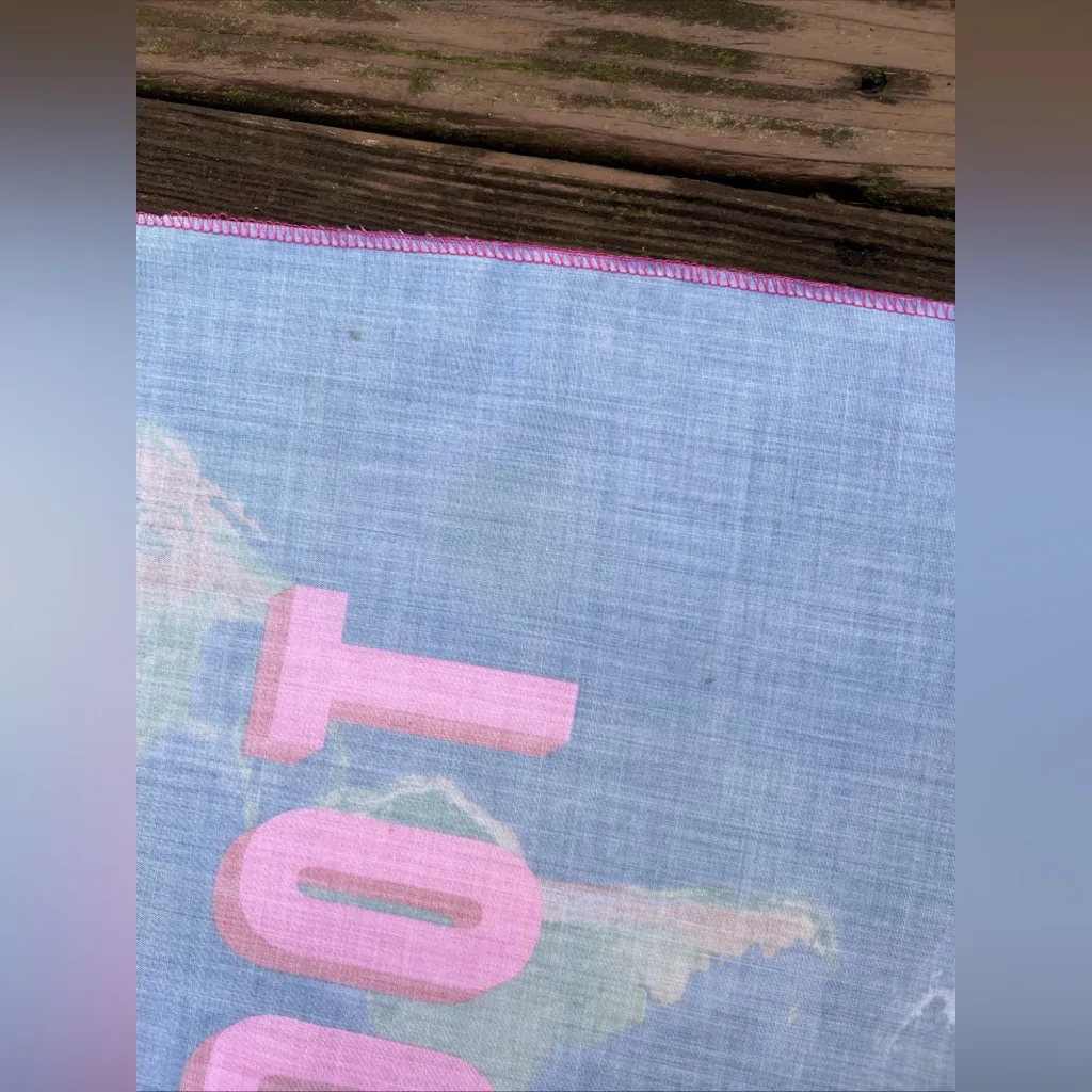 LUSH Cosmetics Reusable/Sustainable Knot Wrap Scarf/Bandana ‘All Together Now’ - Image 7