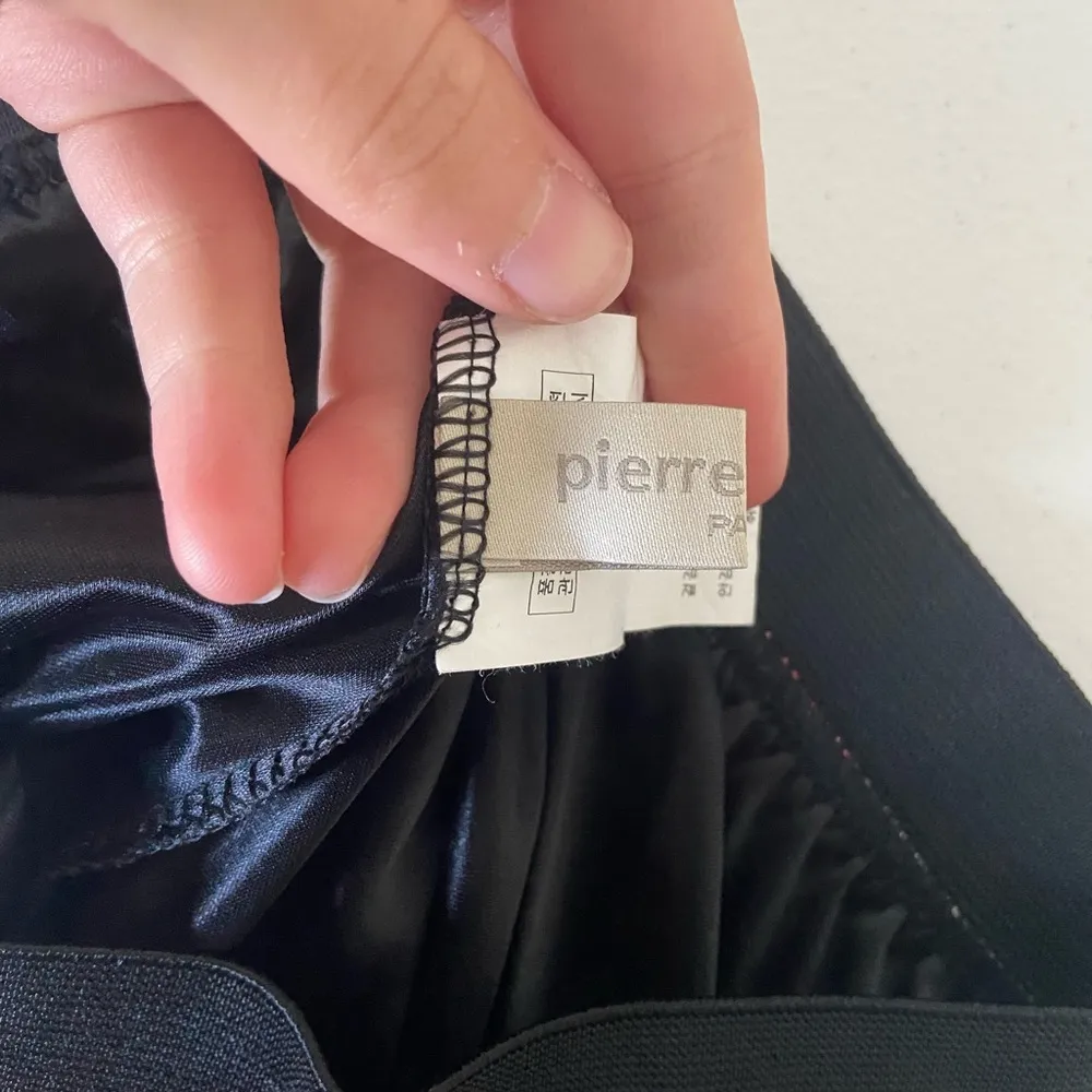 NWOT | Pierre Cardin women’s floral skirt — 22”‎ waist - Image 5