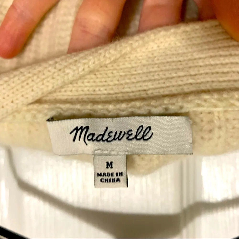 Madewell boatneck bubble-sleeve pullover sweater - Image 11