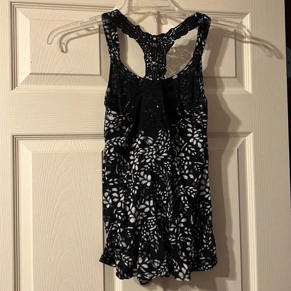 Express Black Leopard Print Crochet Tank Top XS - Image 4